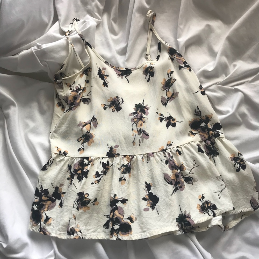 Floral ruffle tank top
